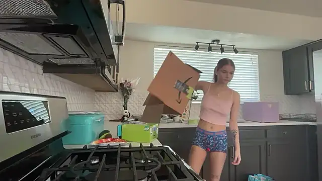 kykybaby4444 online show from 12-02-25, 07:42