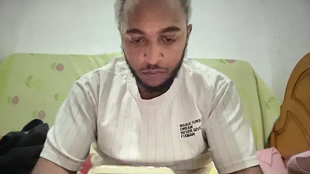 Snapshot of Minidemonkush chatting on 04-02-26, 12:58 Minidemonkush online show from 04-02-26, 12:58