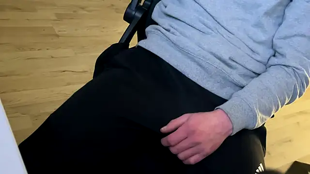 Snapshot of Starfight-Xela chatting on 03-31-26, 09:15 Starfight-Xela online show from 03-31-26, 09:15