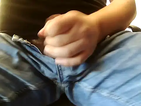 Snapshot of KaliszMis chatting on 09-20-25, 11:00 KaliszMis online show from 09-20-25, 11:00