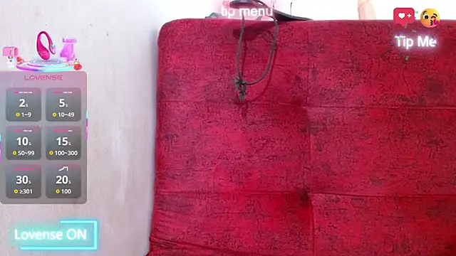 Snapshot of naomi_powel chatting on 12-02-25, 01:28 naomi powel online show from 12-02-25, 01:28