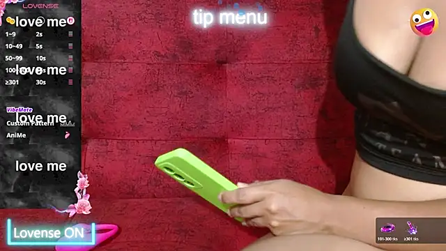 Snapshot of naomi_powel chatting on 02-13-26, 09:11 naomi powel online show from 02-13-26, 09:11