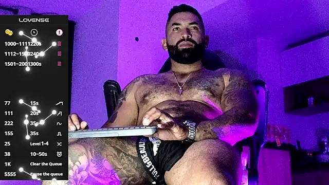 Max-prada online show from 02-14-26, 02:08