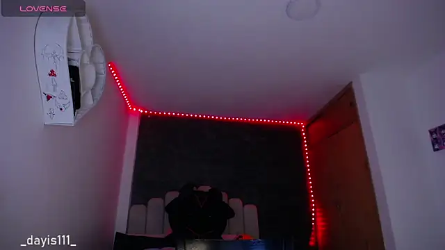 Snapshot of dayis_sweet chatting on 12-15-25, 12:59 dayis sweet online show from 12-15-25, 12:59