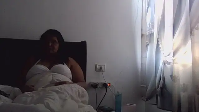 maayanlevi2 online show from 02-21-26, 11:22