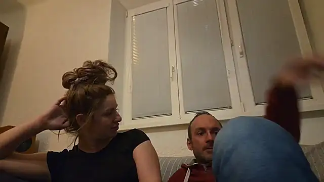 Snapshot of EgreeesI chatting on 04-03-26, 07:56 EgreeesI online show from 04-03-26, 07:56