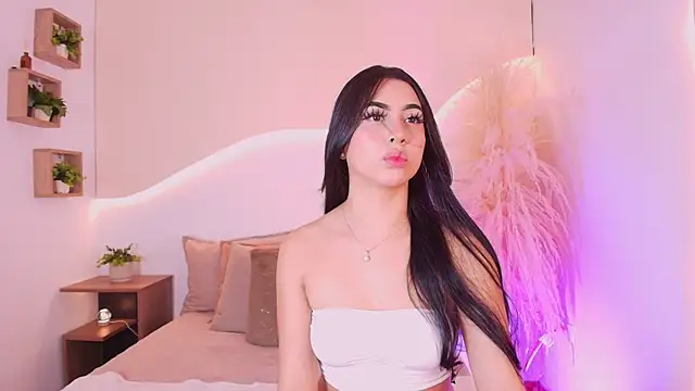 Snapshot of maia_lia_ chatting on 09-11-25, 07:14 maia lia  online show from 09-11-25, 07:14