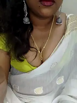 Snapshot of Anu_Reddy_10 chatting on 09-12-25, 04:56 Anu Reddy 10 online show from 09-12-25, 04:56