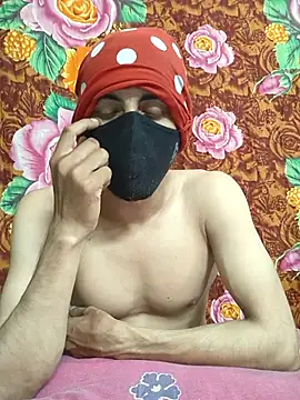 Seducing couple online show from 10-14-25, 05:36