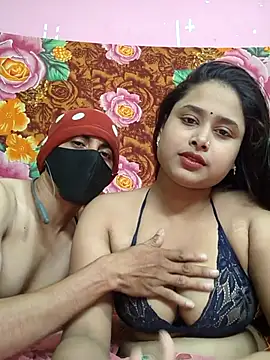 Seducing couple online show from 05-08-26, 03:45