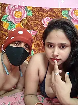 Seducing couple online show from 05-10-26, 04:50