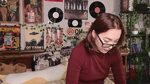 OdetteBiddy online show from 11-09-25, 08:07