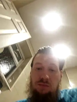 Snapshot of gazb90 chatting on 03-18-26, 08:23 gazb90 online show from 03-18-26, 08:23