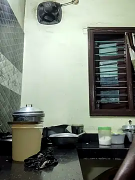 papukurty online show from 10-20-25, 02:39