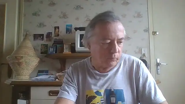 Snapshot of gegevincent chatting on 05-31-26, 10:33 gegevincent online show from 05-31-26, 10:33