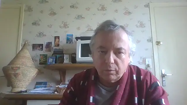 Snapshot of gegevincent chatting on 06-05-26, 12:00 gegevincent online show from 06-05-26, 12:00
