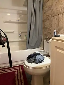 dennisgym545 online show from 12-19-25, 01:40