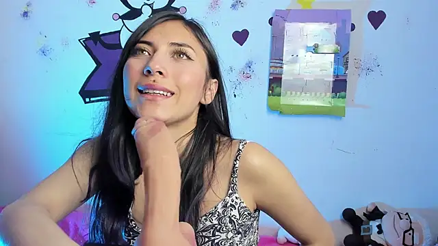 Alanaloiiss  online show from 09-24-25, 02:04