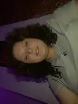 Snapshot of Solangerulo_ chatting on 02-12-26, 04:18 Solangerulo online show from 02-12-26, 04:18