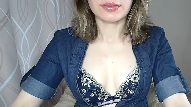 Snapshot of miss__Sophie chatting on 07-10-26, 06:17 miss Sophie online show from 07-10-26, 06:17