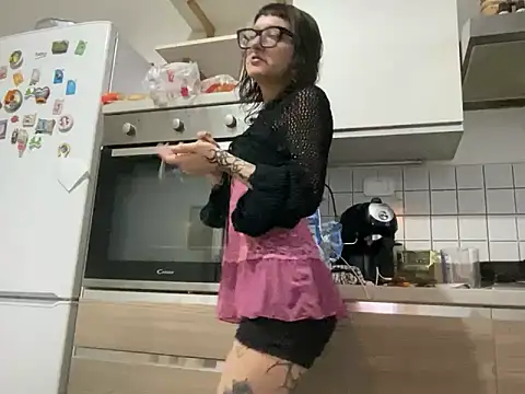 severingratty online show from 10-23-25, 04:06