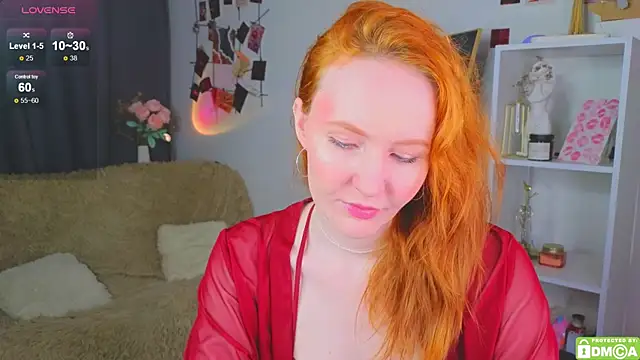 JoyceJones online show from 10-17-25, 08:11