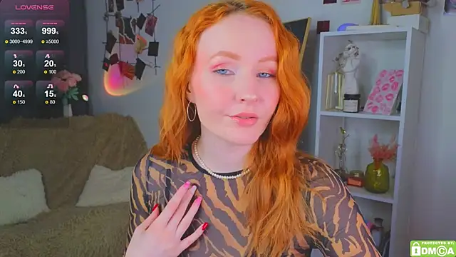 JoyceJones online show from 10-18-25, 07:14