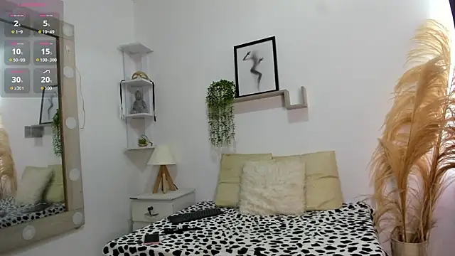 Snapshot of Samanta_Monroe chatting on 10-12-25, 06:07 Samanta Monroe online show from 10-12-25, 06:07