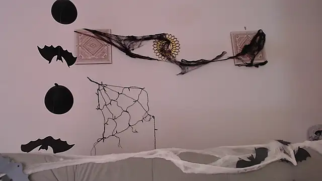 Samanta Monroe online show from 10-30-25, 12:28