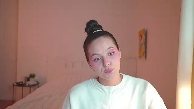 EwelynScott online show from 10-04-25, 07:23