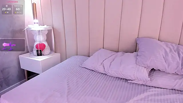 alexamonroe  online show from 07-26-26, 05:31