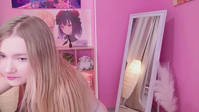 milaa sun online show from 04-21-26, 05:58