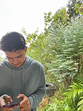 Rose-andres online show from 11-28-25, 08:33