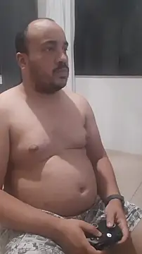 Urso Nerd online show from 10-16-25, 04:24