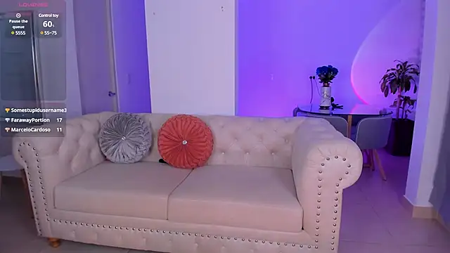 Snapshot of MeganScott chatting on 01-26-25, 12:48 MeganScott online show from 01-26-25, 12:48