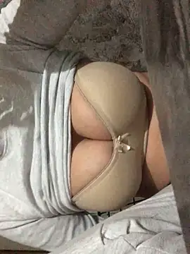 Snapshot of AlevNaz chatting on 02-21-26, 03:24 AlevNaz online show from 02-21-26, 03:24