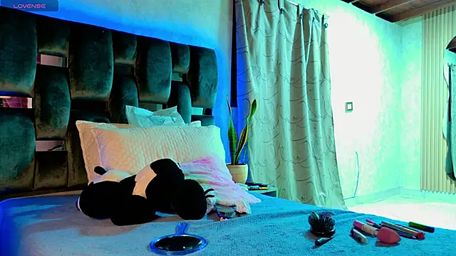 Snapshot of Taurito___ chatting on 10-31-25, 06:03 Taurito online show from 10-31-25, 06:03