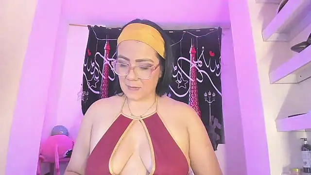 AlicePipper online show from 07-18-26, 06:17