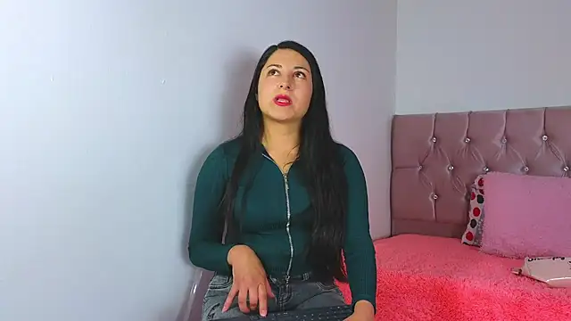 cuteeimy online show from 09-18-25, 07:27