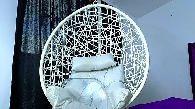 cuteeimy online show from 11-14-25, 07:01