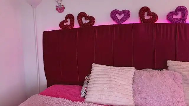 cuteeimy online show from 02-12-26, 07:20