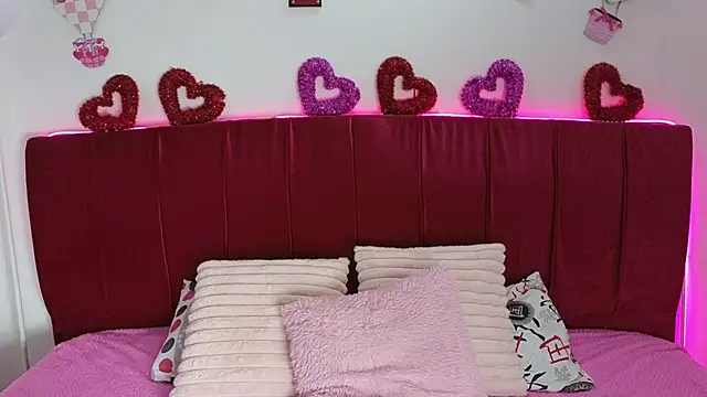 cuteeimy online show from 02-26-26, 07:13