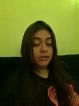 Snapshot of NattashaMore_0719 chatting on 10-21-25, 04:13 NattashaMore 0719 online show from 10-21-25, 04:13