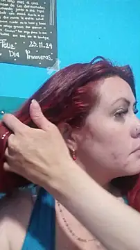 carolinhe  online show from 11-28-25, 04:31