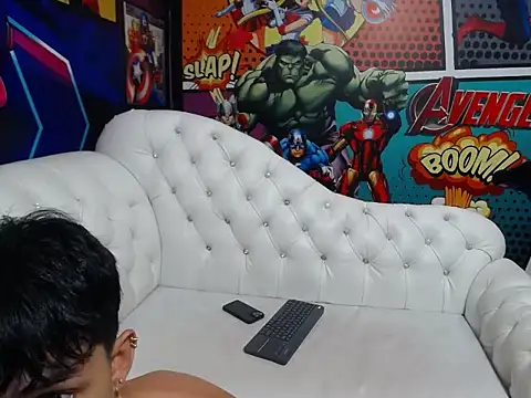 Snapshot of Sebas_cat chatting on 09-26-25, 04:27 Sebas cat online show from 09-26-25, 04:27