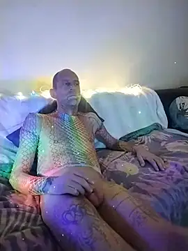 Snapshot of we_are_fucking_serious chatting on 11-12-25, 11:03 we are fucking serious online show from 11-12-25, 11:03