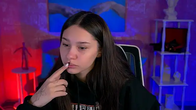 KimClarks  online show from 10-07-25, 04:53