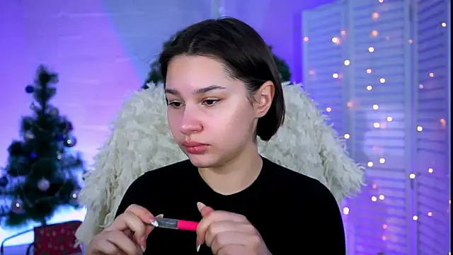 Snapshot of KimClarks_ chatting on 01-15-26, 11:48 KimClarks online show from 01-15-26, 11:48