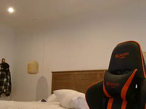 TroyDieselXXX online show from 02-25-26, 08:46