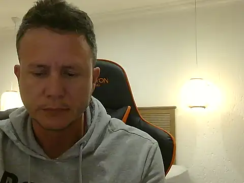 TroyDieselXXX online show from 03-31-26, 07:14